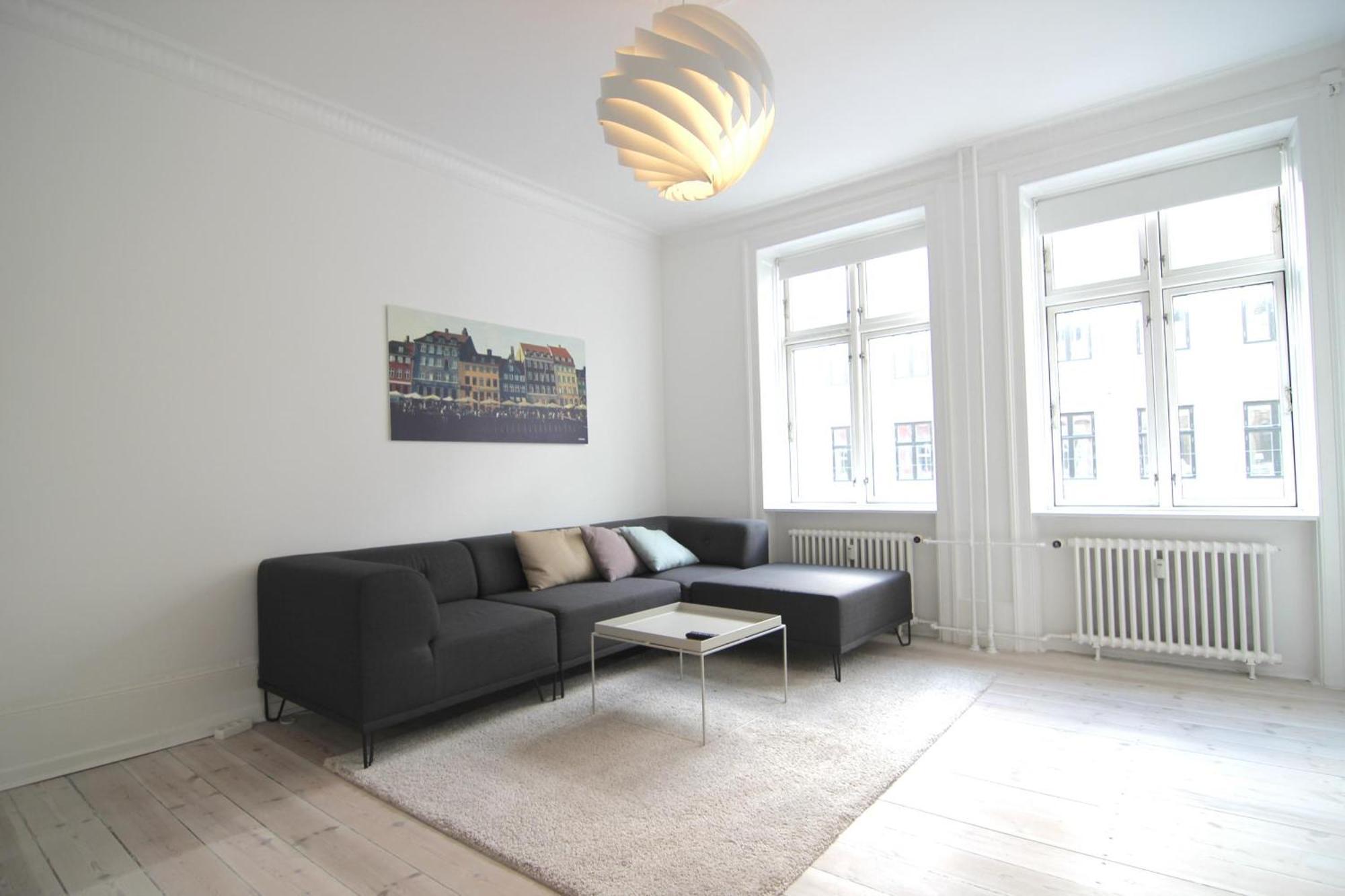 Appartement Great 1-bed With French Balcony In Center Kopenhagen
